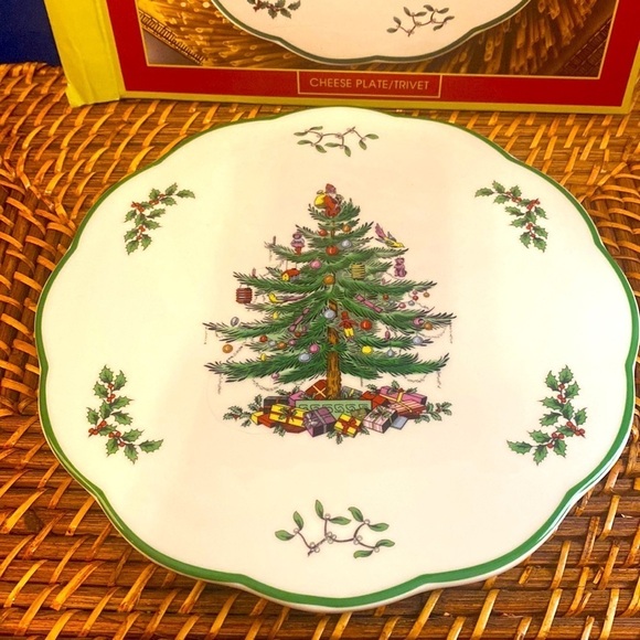 BRAND NEW IN BOX Spode Christmas Tree 9" Cheese Cookie Plate Trivet - Picture 2 of 5